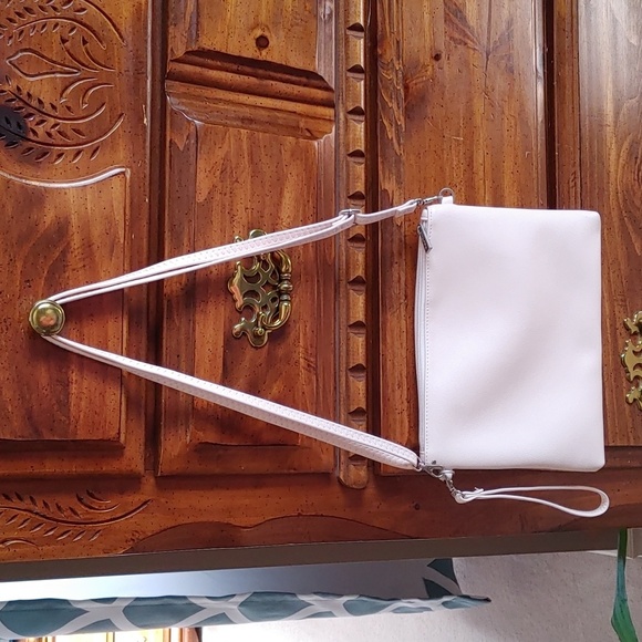 💚Pixie Mood Crossbody Bag with Wristlet - Picture 2 of 12